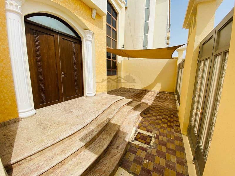Super Nice Villa for Rent with Six(6) Masters rooms | Wide Parking Space | Well maintained | Good location