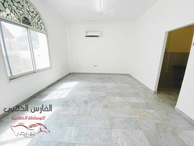 2 studio monthly in Al Karama area opposite to Khalidiya Police Station and Parkin available