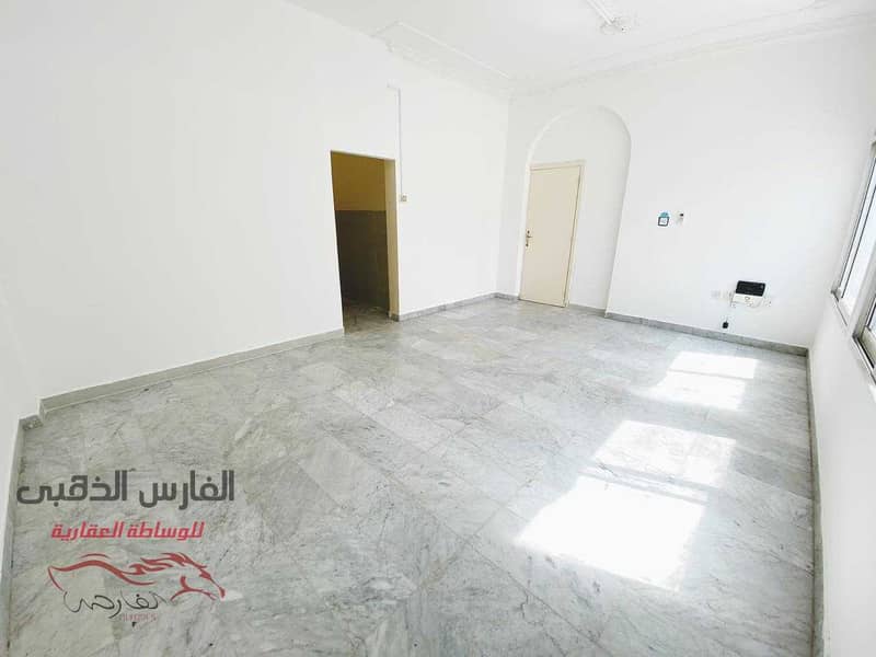 3 studio monthly in Al Karama area opposite to Khalidiya Police Station and Parkin available
