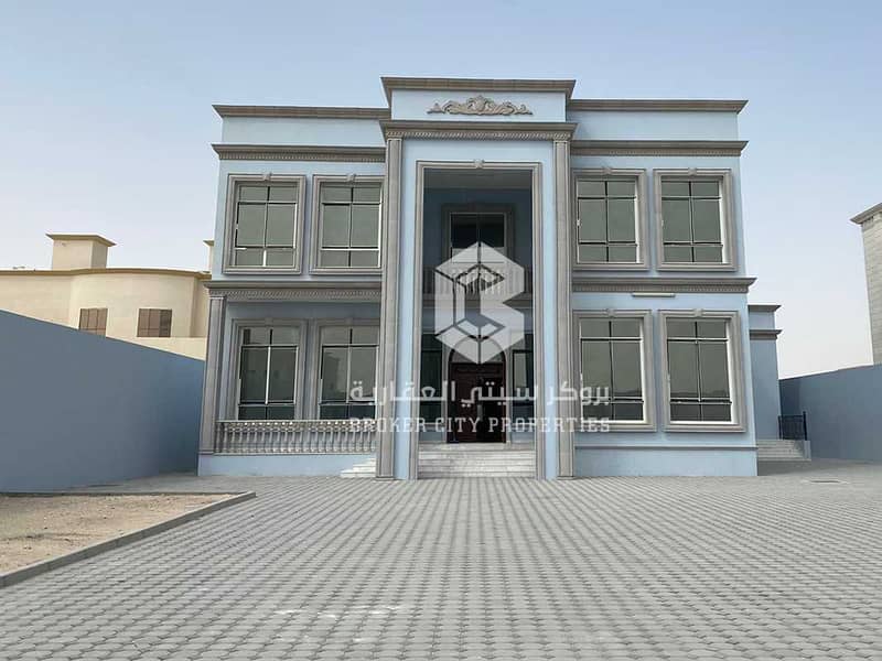 Luxurious Stand Alone Villa with Deluxe Finishing and Driver's Room