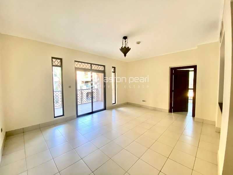 5 Vacant 1 Bedroom | Large Layout | Well Maintained