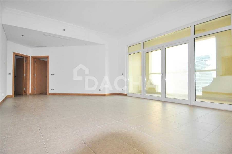 3 Stunning sea view / Unfurnished / Avail on 19th of Oct