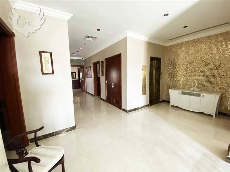 20 Exclusive/ Private Pool and Elevator/ Vacant on Transfer