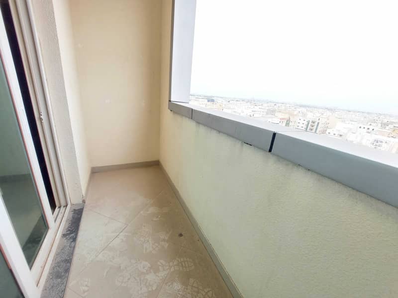 4 Elegant Studio With Balcony In Muwailih Sharjah