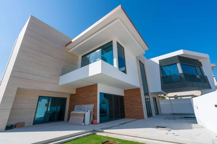38 One of Dubai's Most Beautiful Contemporary Villas