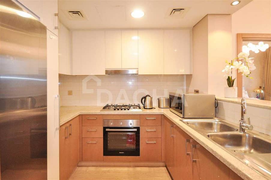 25 Luxury 2 Bedroom / Furnished / Garden View