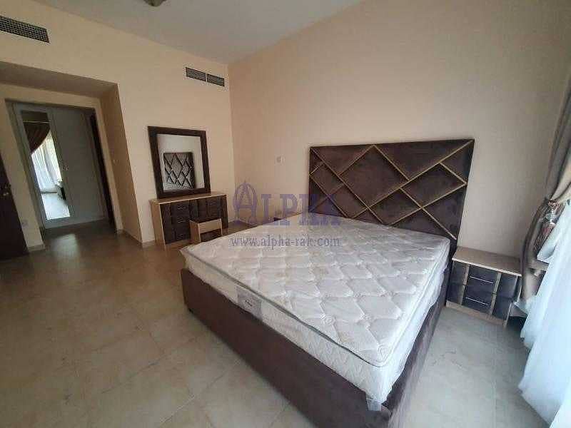 6 Fully furnished 1 bedroom golf apartment