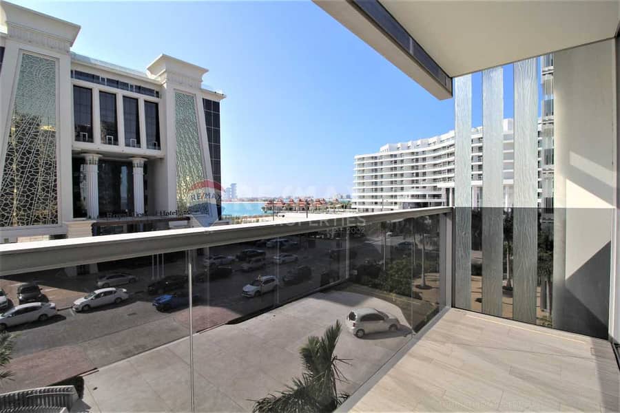 18 Sophisticated Serene Living | 3 Beds | Seaview
