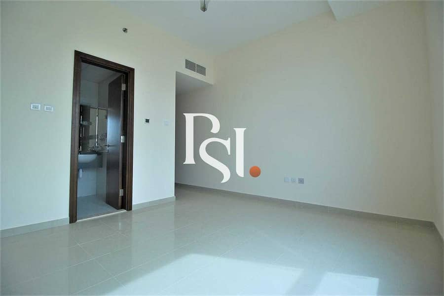 9 Brand new 1 BR apartment/ Balcony/ Dubai Land area