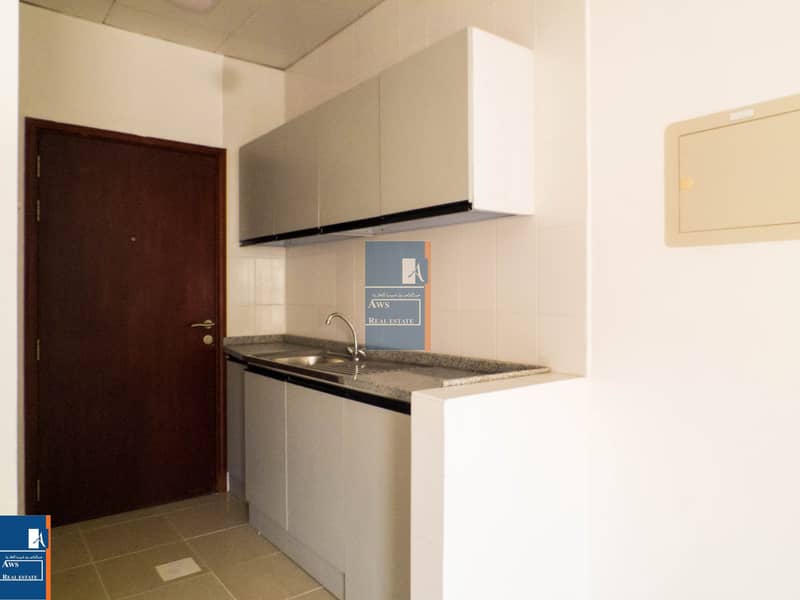 6 Direct from Landlord |Two Month Free| Flexible Payment | Well-Maintained Studio Flats