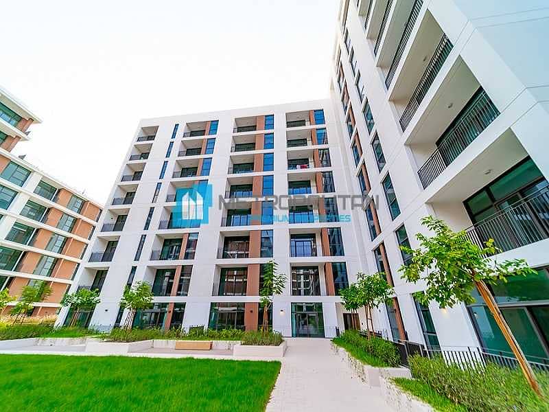 18 Brand New Unit| 13 Months Offer | Ready To Move In