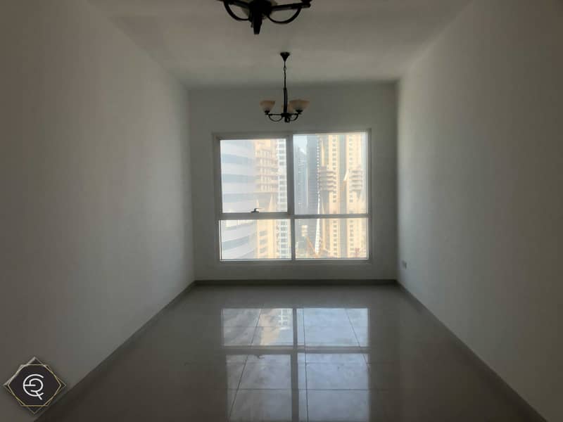 freshly maintained 2+maid with lake view high floor