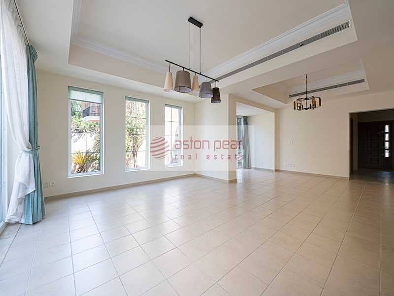 5 Vacant | 4 Bedroom | Type 10 | Close to the Pool