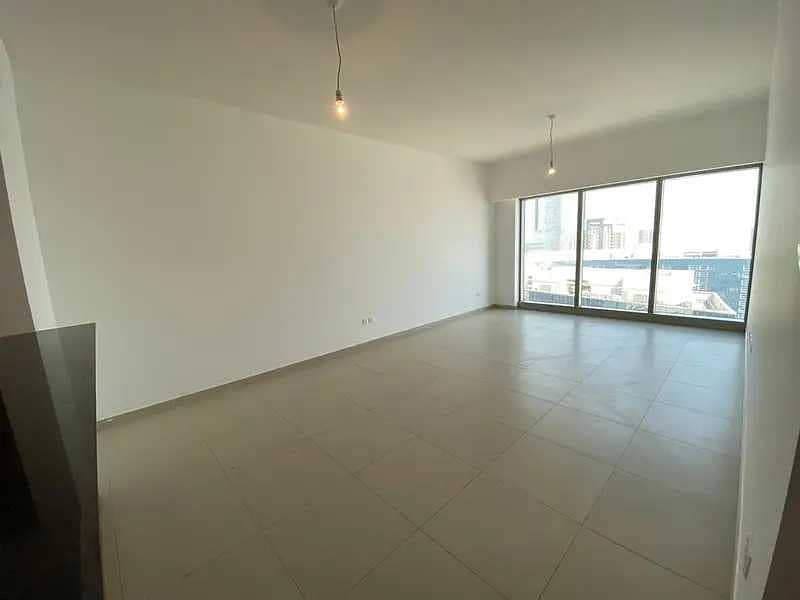 6 Nice & Cozy !! 1 Bedroom For Sale Gate Tower 1.