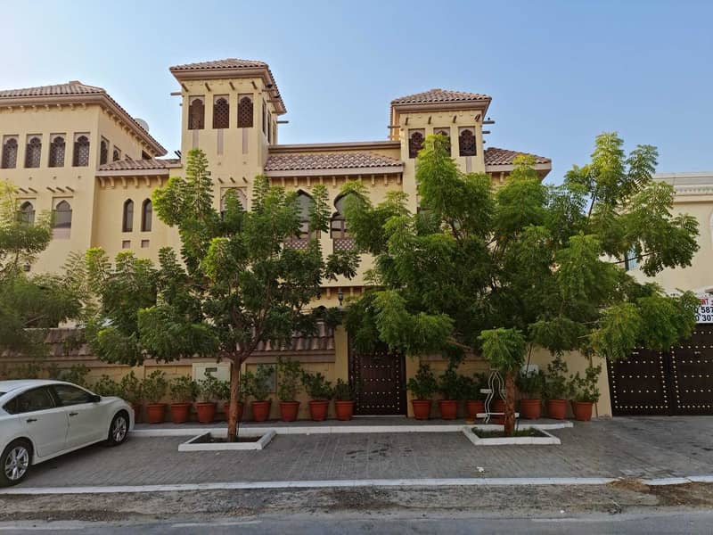 Spacious 4BR Villa With Beautiful Garden In Just 75k Al Fisht,Sharjah
