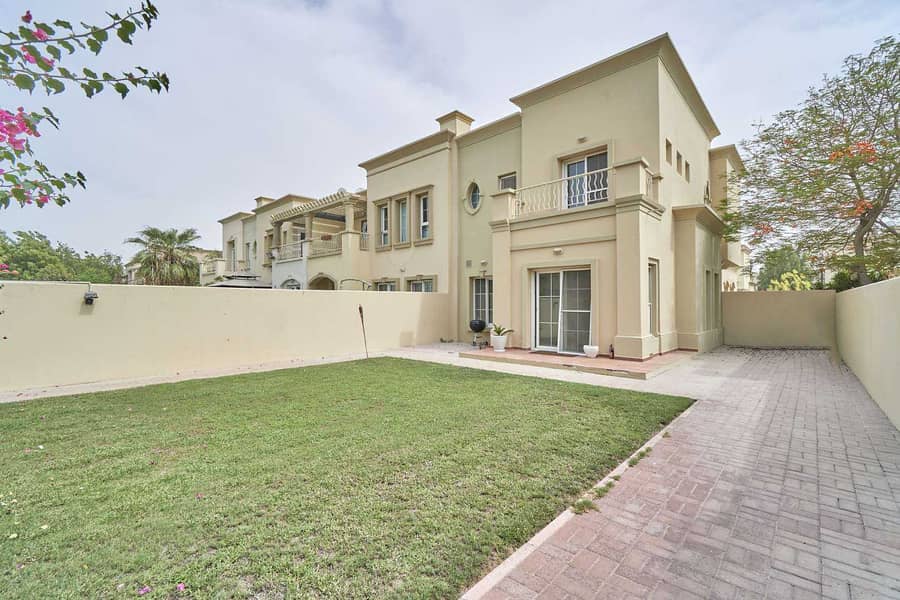 Newly Refurbished Family Villa in Emirates Living