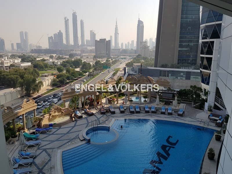 Ready-to-move-in apartment w/ DIFC views