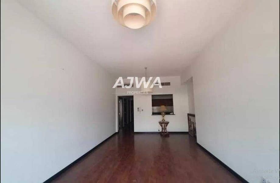 4 fully renovated  apt | new floor & kitchen cabinets and fridge
