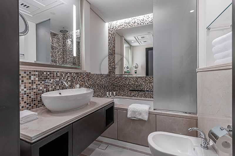 13 54th Floor Business Bay and Canal View 1 Bathroom