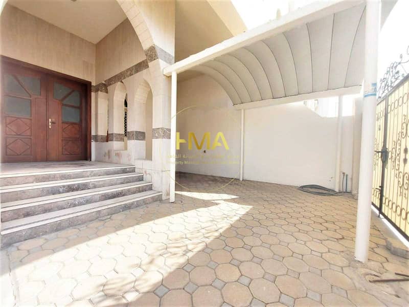 villa in Al Mushrif -spacious rooms- indoor parking