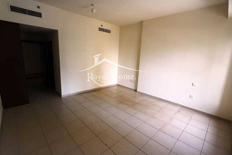 4 Spacious 1BR Unfurnished | Marina View | Low Floor