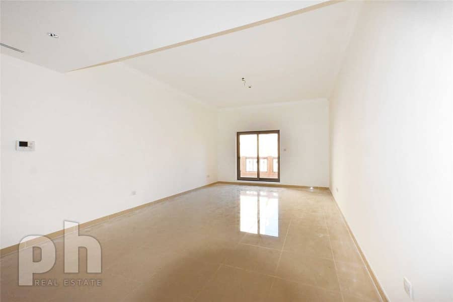 6 Unfurnished | Full Sea Views | Modern |