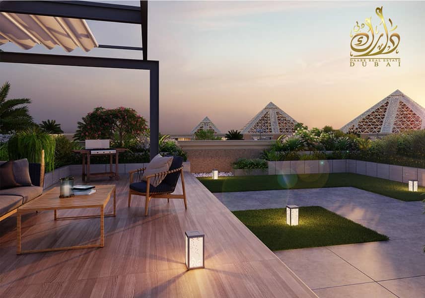 7 6BD Villa FOR sale in Dubai Land!
