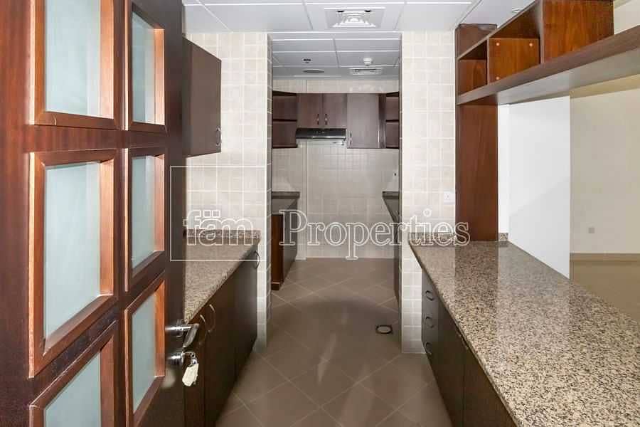 6 Execlusive with fam Large 2bd Beach access