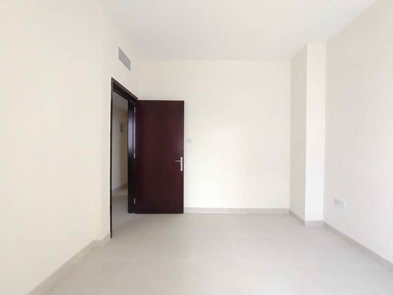 5 Brand New building luxury Apartment 2 BHK just 28k In New Muwaileh Sharjah