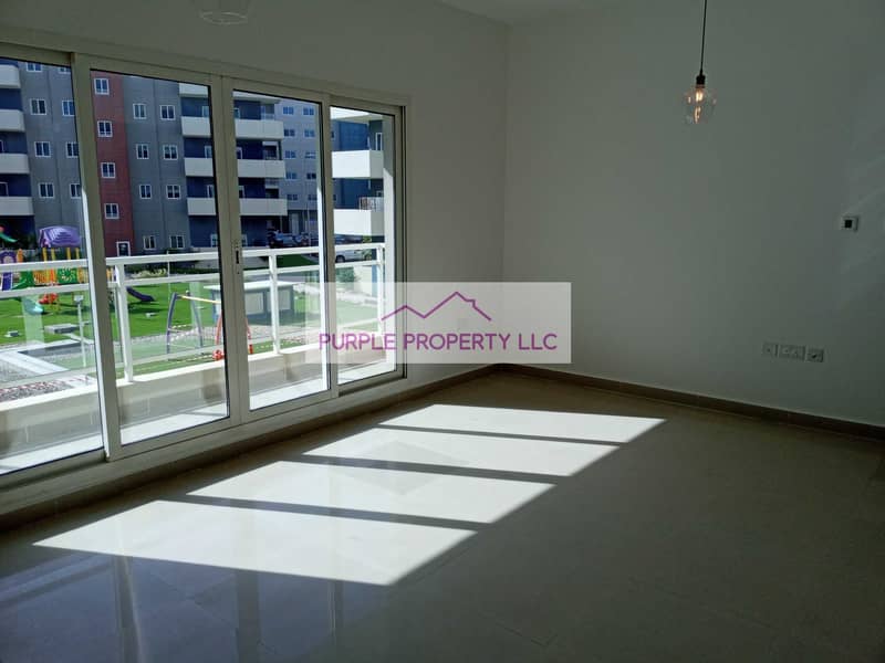 Spacious Ground Floor Apartment With Huge 200m Terrace Perfectly Located In Downtown