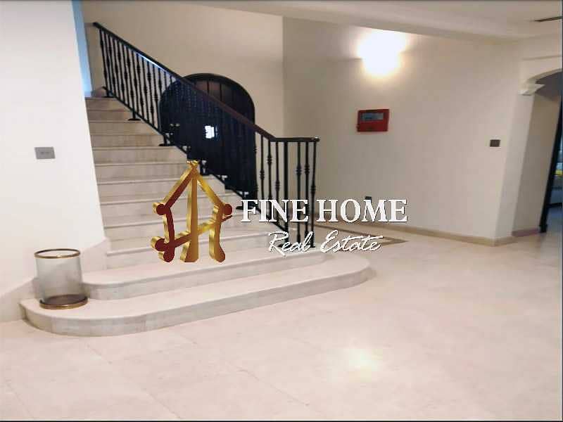 12 Villa 5BR Fully furnished with 2 Balcony