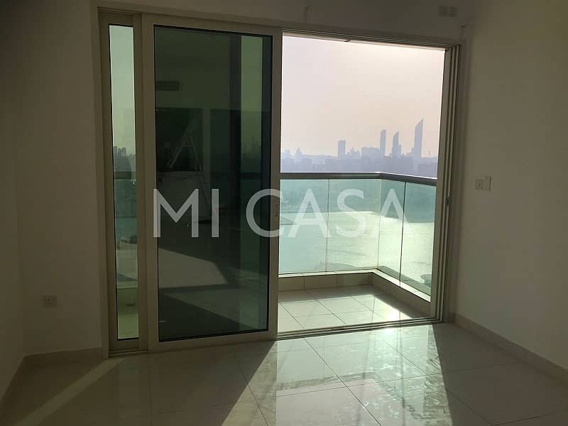 3 Hot Deal |Stunning Sea View W/Balcony | High Floor