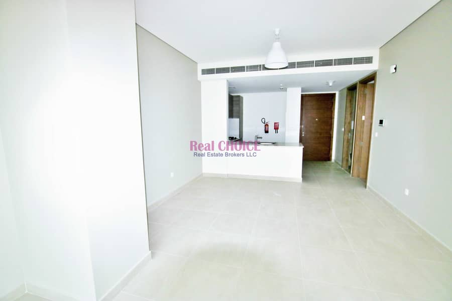 2 Brand New Modern 1BR | Chiller free | one week grace period