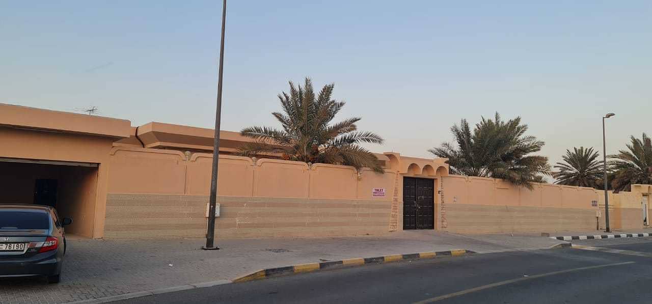 *** HOT DEAL-Huge 8BHK Single Storey Villa Available in Al Khezamia, Sharjah