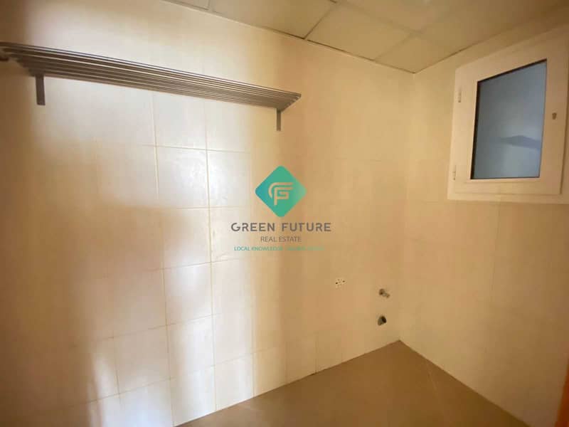 7 Huge Size Chiller Free One Bedroom Apartment witn Parking In mulberry JVC 33000 AED