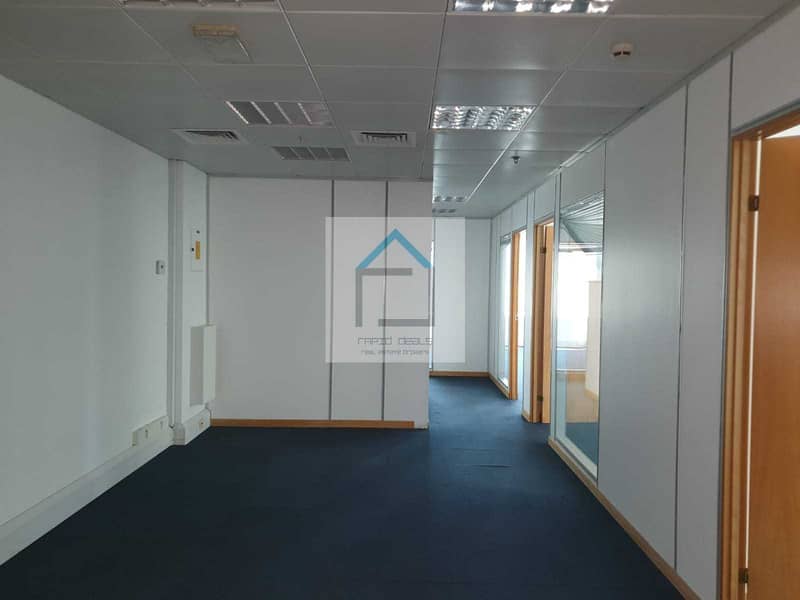 10 No Commission ! Spacious Office with Partitions