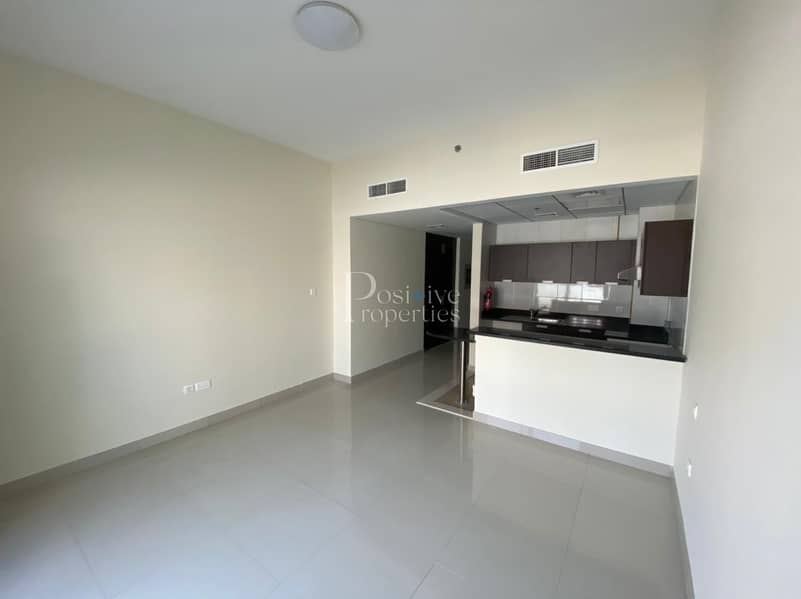 8 BRAND NEW|HIGH FLOOR|SPACIOUS STUDIOS|