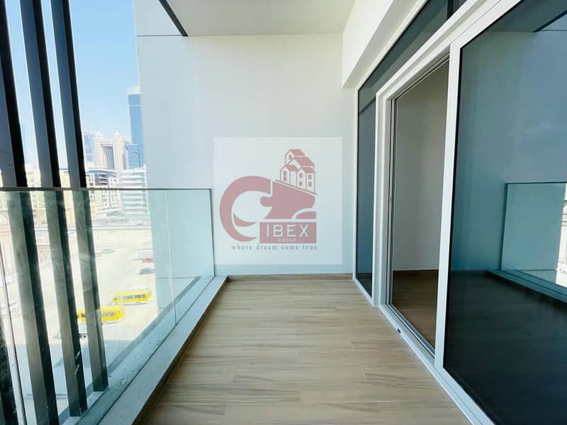7 30 days free ! Brand new ! With all ameneties behind of sheikh zayed road