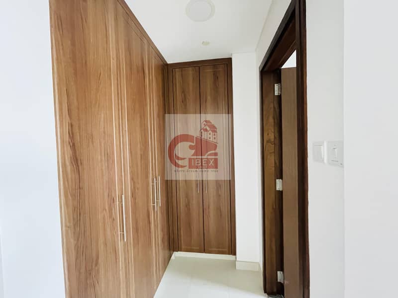 4 Brand new 2bhk with all Amenities price negotiable on sheikh zayad road