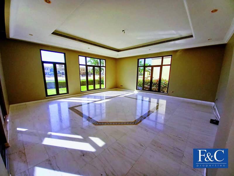 3 Vacant | 6 Bedroom Signature Villa Gallery View