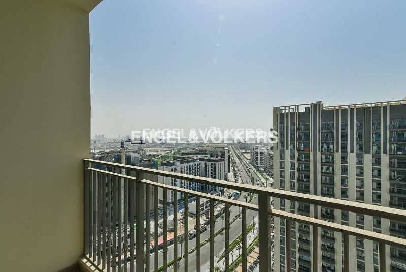 15 High Floor| Facing Pool & Boulevard| Brand New