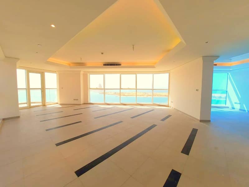 HOT DEAL ! A VERY SPECIOUS 05 BEDROOM APARTMENT WITH CORNICHE VIEW