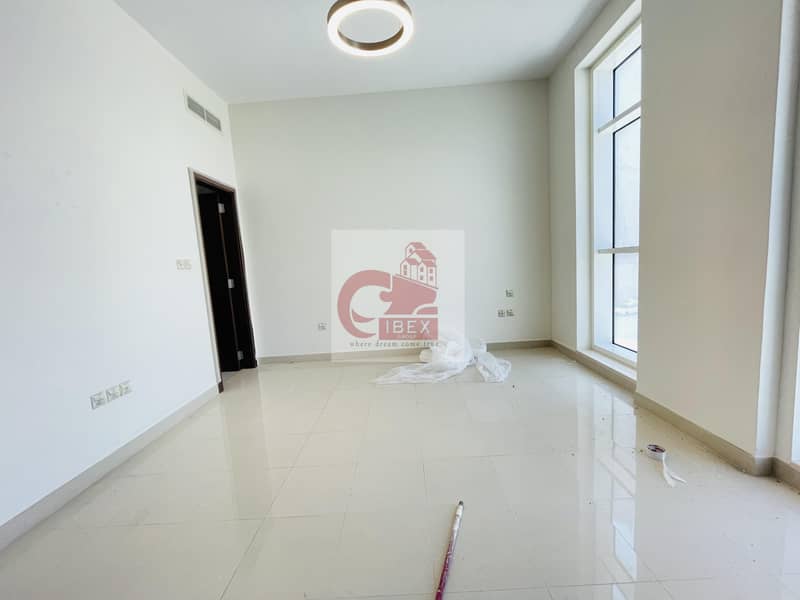 6 New building Sami furnished Month free front of metro station 2bhk now in 68k jaddaf