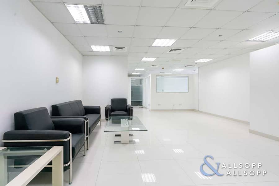 High floor | Partitioned | Close To Metro High floor | Partitioned | Close To Metro
