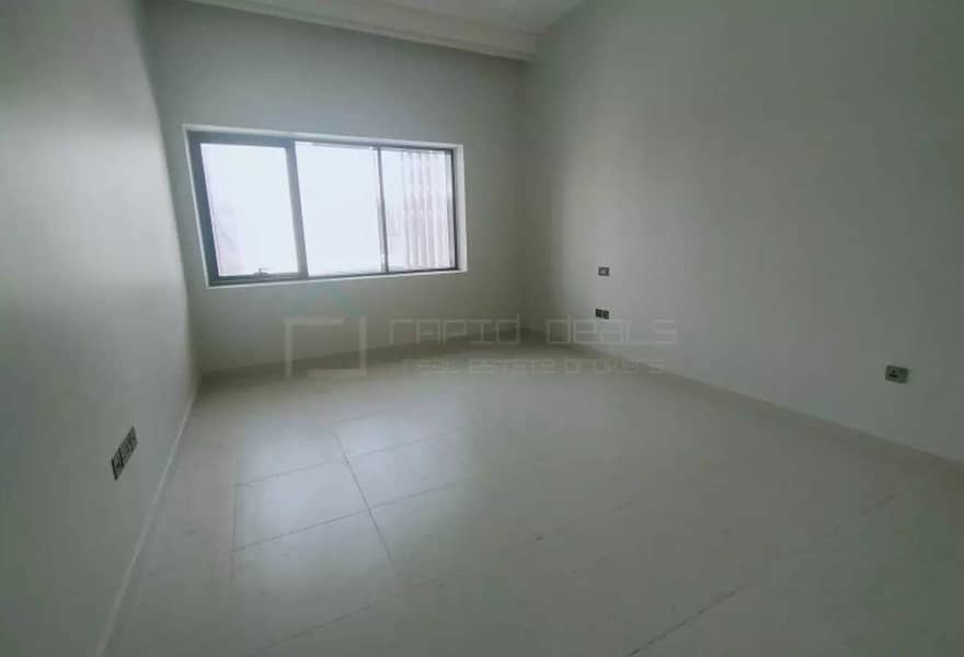 7 2BR with Huge Balcony - 12 Cheques - 1 Month Free