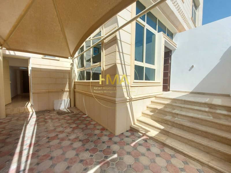 Brand new villa in Al Muroor - shaded indoor barking