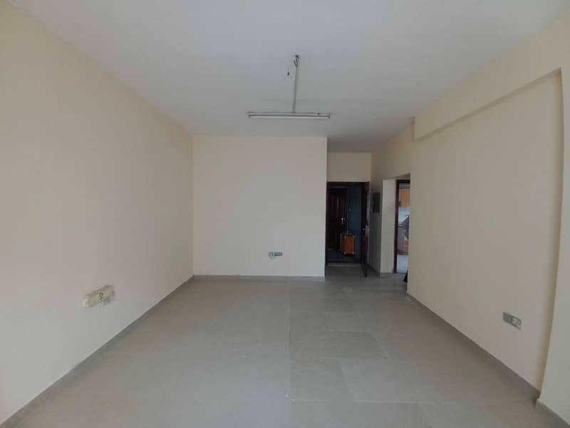 Huge Size 1bhk with balcony and Extra Space only 16k in muwaileh