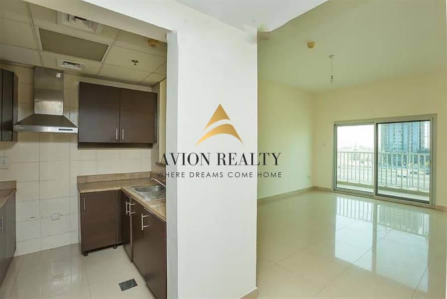 Spacious & Well Maintained | With Balcony - Centrium Tower