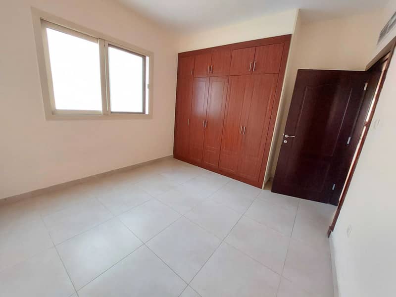 6 2Bedroom With One Month Free In New Muwailih Area