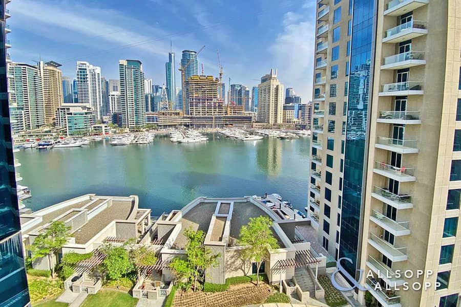 15 2 Bedrooms + Study | Furnished | Marina View